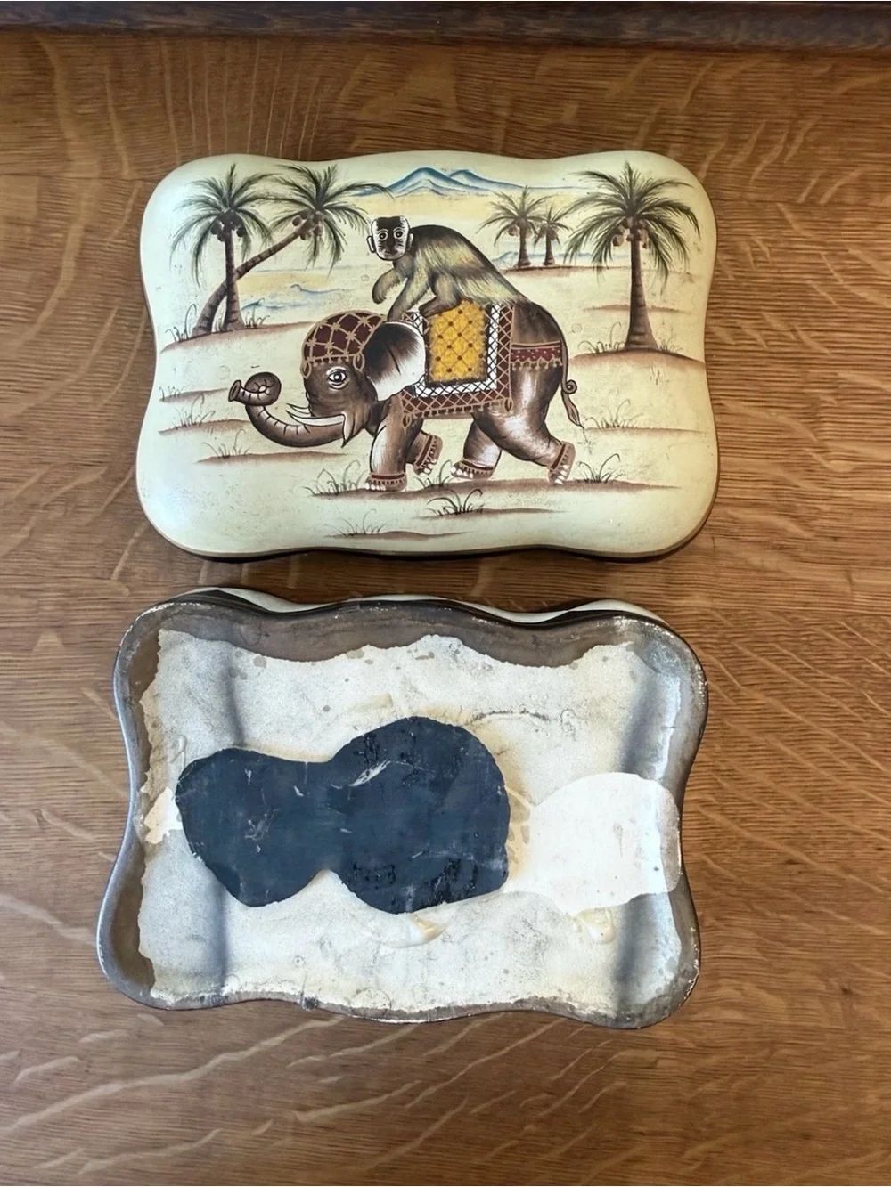 VTG Ceramic Monkey Elephant Trinket Box Desert 8”x6”x4” Exotic Hand Painted